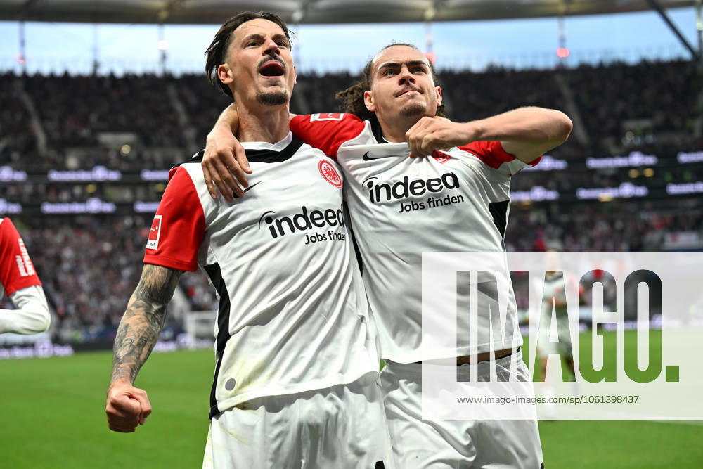 Soccer 1 Bundesliga 31 Matchday Eintracht Frankfurt RB Leipzig on 26 04 2025 at Deutsche Bank Park in Frankfurt Goal celebration to 4 0 by Robin Koch Frankfurt DFL regulations prohibit any use of photographs as image sequences and or quasi video