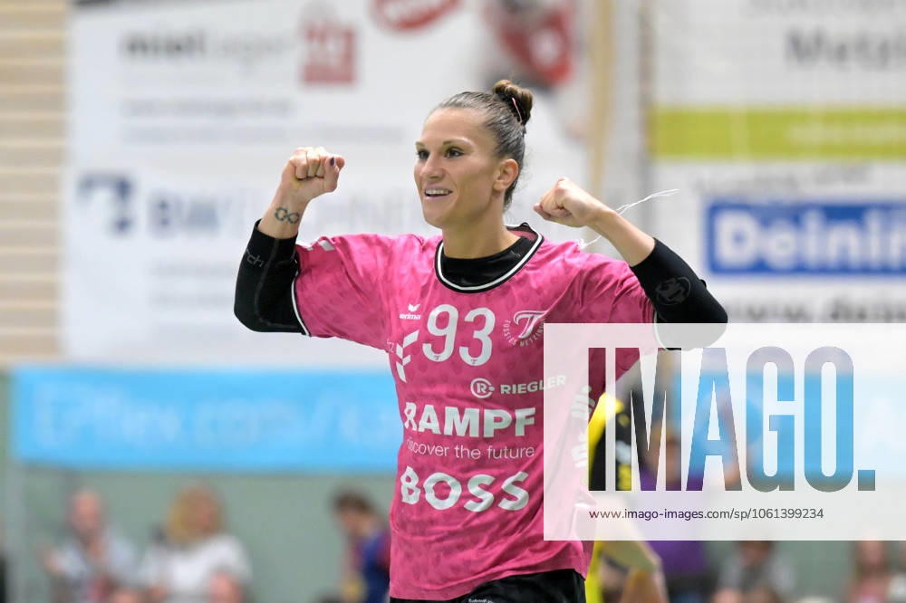 Julia Behnke TusSies Metzingen, 93 TusSies Metzingen vs BVB Borussia Dortmund Handball, Handball, HBF, Playoff, Quarterfinal Game 2, Season 2024 2025, 26 04 2025 TusSies Metzingen vs BVB Borussia Dortmund Handball, Handball, HBF, Playoff, Quarterfinal Game 2, Season 2024 2025, 26 04 2025 Metzingen