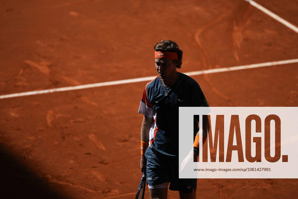 Andrey Rublev of Russia in action against Aleksander Bublik of Kazakhstan during the Mutua Madrid Open 2025, ATP, Tennis Herren Masters 1000 and WTA, Tennis Damen 1000 tennis tournament, celebrated at Caja Magica on April 27, 2025 in Madrid, Spain. Madrid Spain - ZUMAa181 20250427_zaa_a181_070