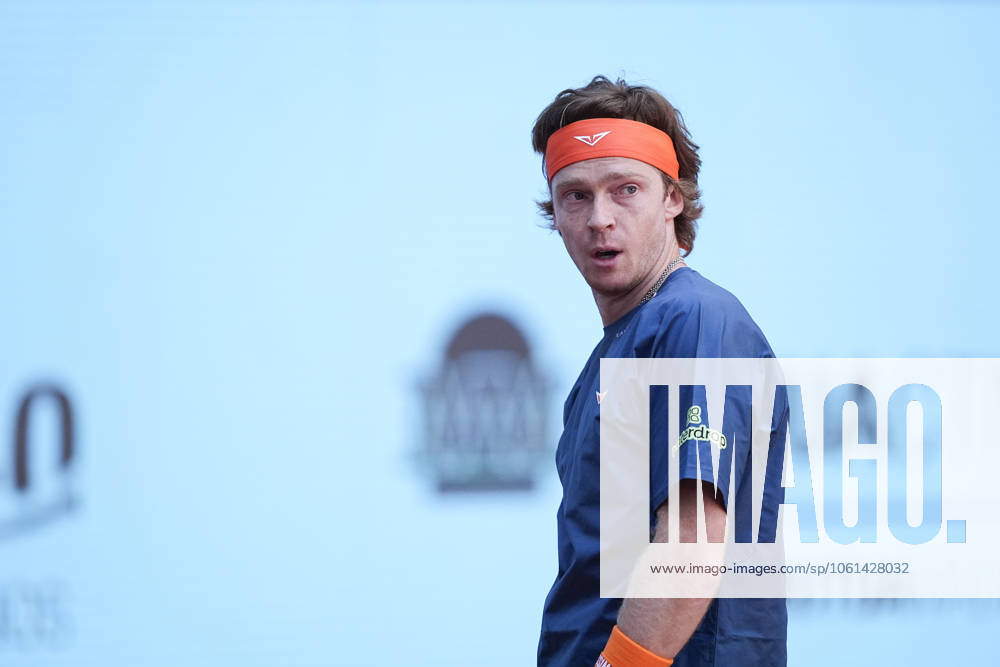 Andrey Rublev of Russia in action against Aleksander Bublik of Kazakhstan during the Mutua Madrid Open 2025, ATP, Tennis Herren Masters 1000 and WTA, Tennis Damen 1000 tennis tournament, celebrated at Caja Magica on April 27, 2025 in Madrid, Spain. Madrid Spain - ZUMAa181 20250427_zaa_a181_078