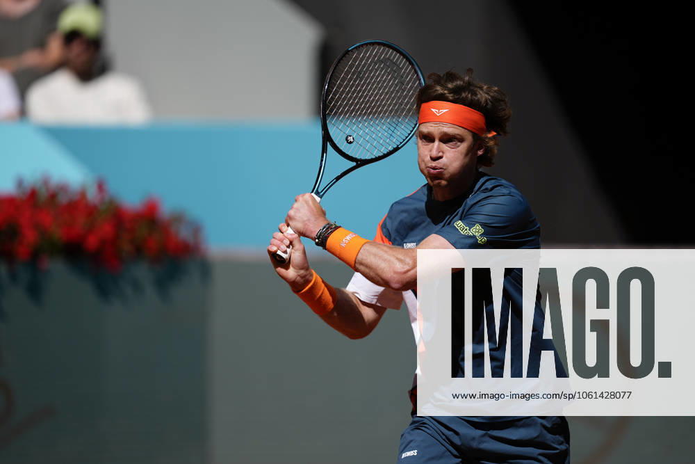 Andrey Rublev of Russia in action against Aleksander Bublik of Kazakhstan during the Mutua Madrid Open 2025, ATP, Tennis Herren Masters 1000 and WTA, Tennis Damen 1000 tennis tournament, celebrated at Caja Magica on April 27, 2025 in Madrid, Spain. Madrid Spain - ZUMAa181 20250427_zaa_a181_087