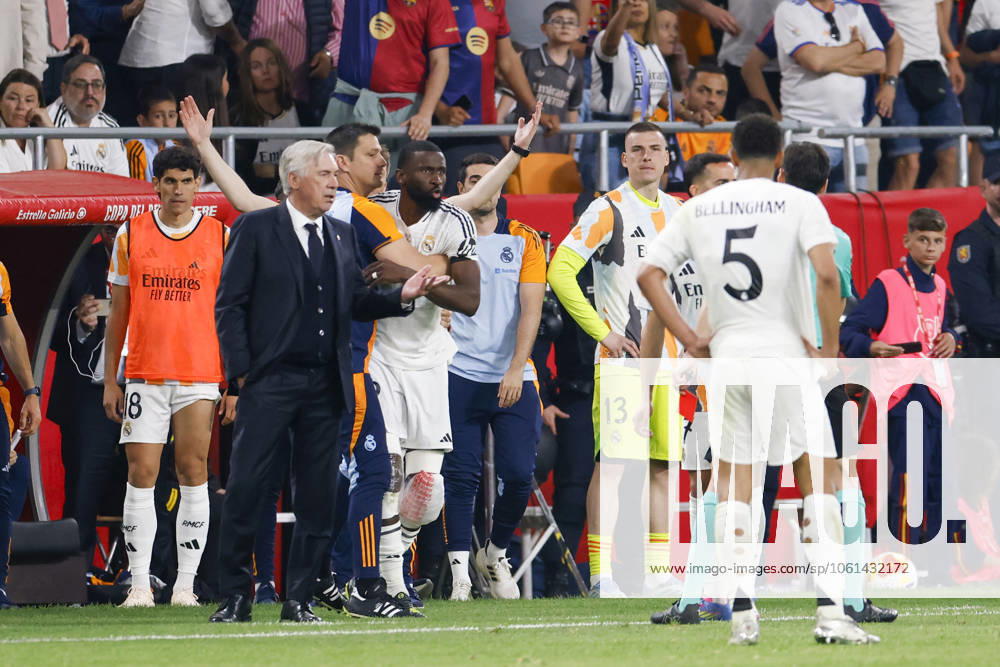 KW17 FC Barcelona, Barca v Real Madrid - Copa del Rey Final Antonio Rudiger of Real Madrid argues with the referee during the Final Copa del Rey match between Real Madrid and FC Barcelona at La Cartuja in Seville, Spain, on April 26, 2025. Seville Spain