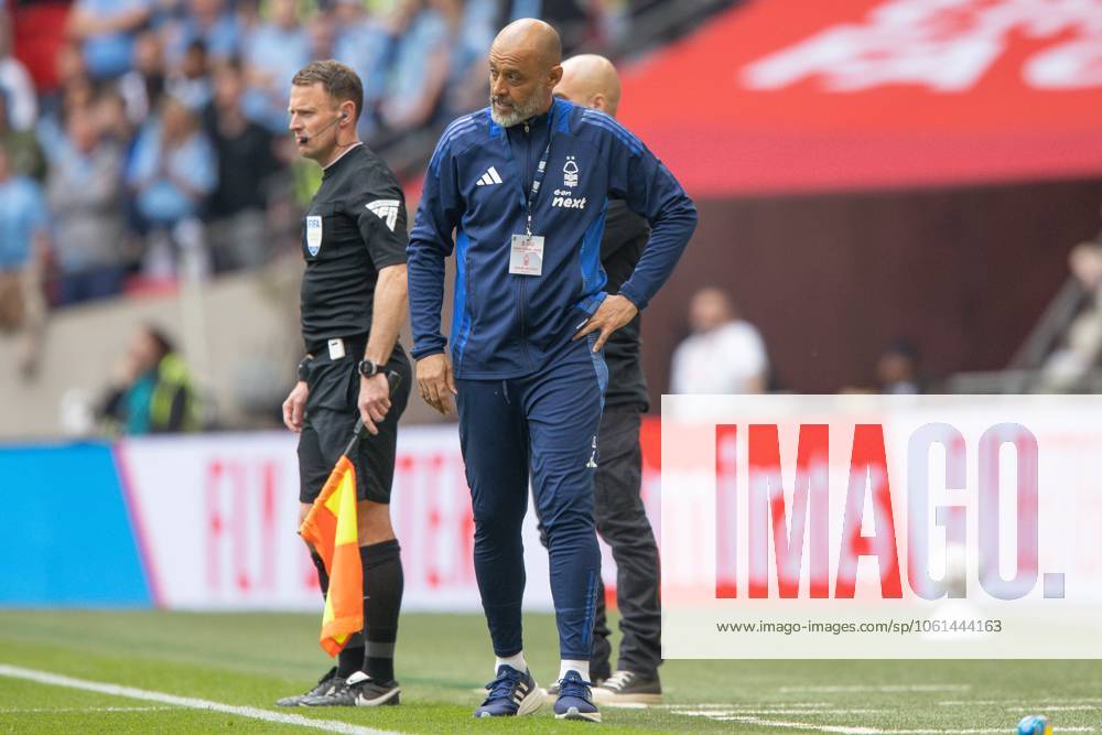 Nottingham Forest v Manchester City, Emirates FA Cup, Semi Final, Football, Wembley Stadium, London, UK - 27 Apr 2025 Nottingham Forest Manager Nuno Espirito Santo looks glum Wembley Wembley Stadium London GBR, UK NEWSPAPERS OUT