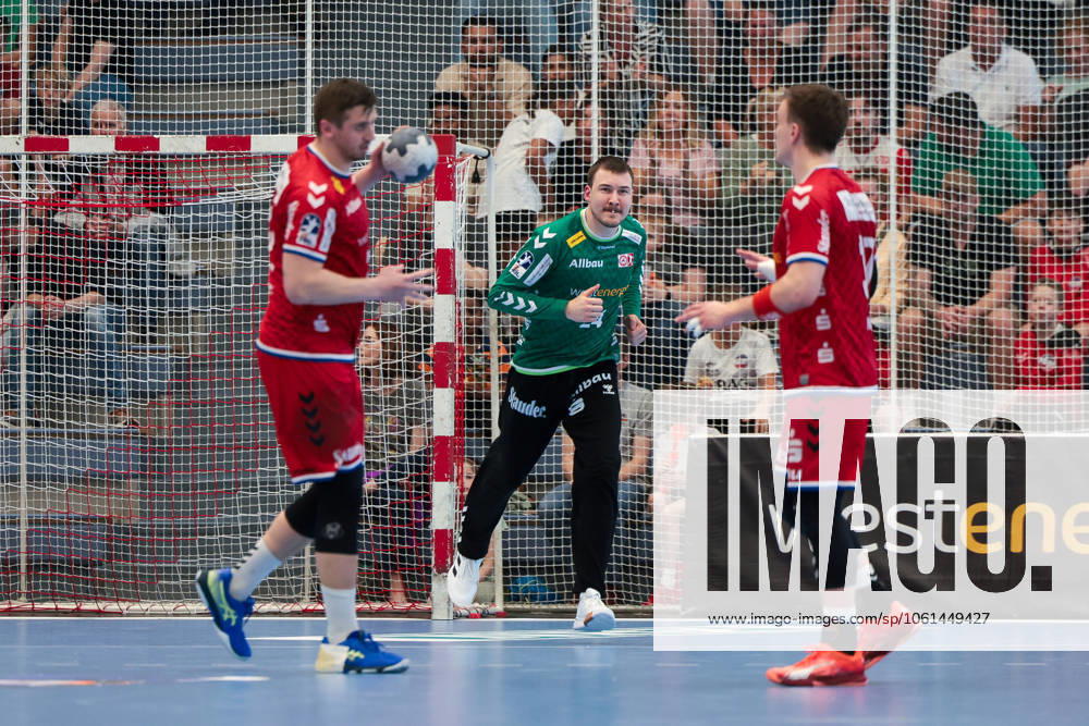2 Handball Bundesliga, Matchday 29, TuSEM Essen Dessau Rosslauer HV, Goalkeeper Dennis Wipf TuSEM Essen , Essen Am Hallo NRW Germany xRHR PHOTO DEx