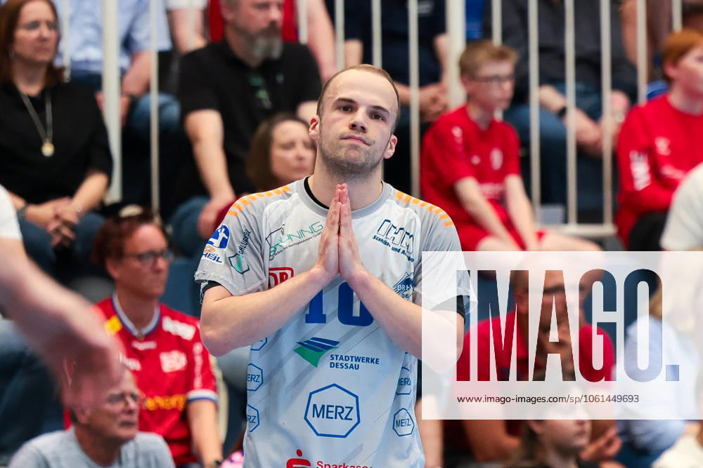 2 Handball Bundesliga, 29 Matchday, TuSEM Essen Dessau Rosslauer HV, Vincent Bülow Dessau Rosslauer HV 06 is desperate, Essen Am Hallo NRW Germany xRHR PHOTO DEx