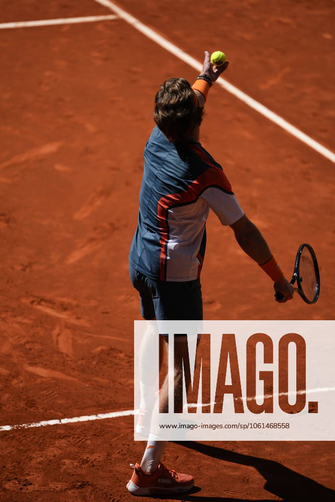 Andrey Rublev of Russia in action against Aleksander Bublik of Kazakhstan during the Mutua Madrid Open 2025, ATP, Tennis Herren Masters 1000 and WTA, Tennis Damen 1000 tennis tournament, celebrated at Caja Magica on April 27, 2025 in Madrid, Spain. Madrid Spain - ZUMAOpen 20250427_zaa_a181_068