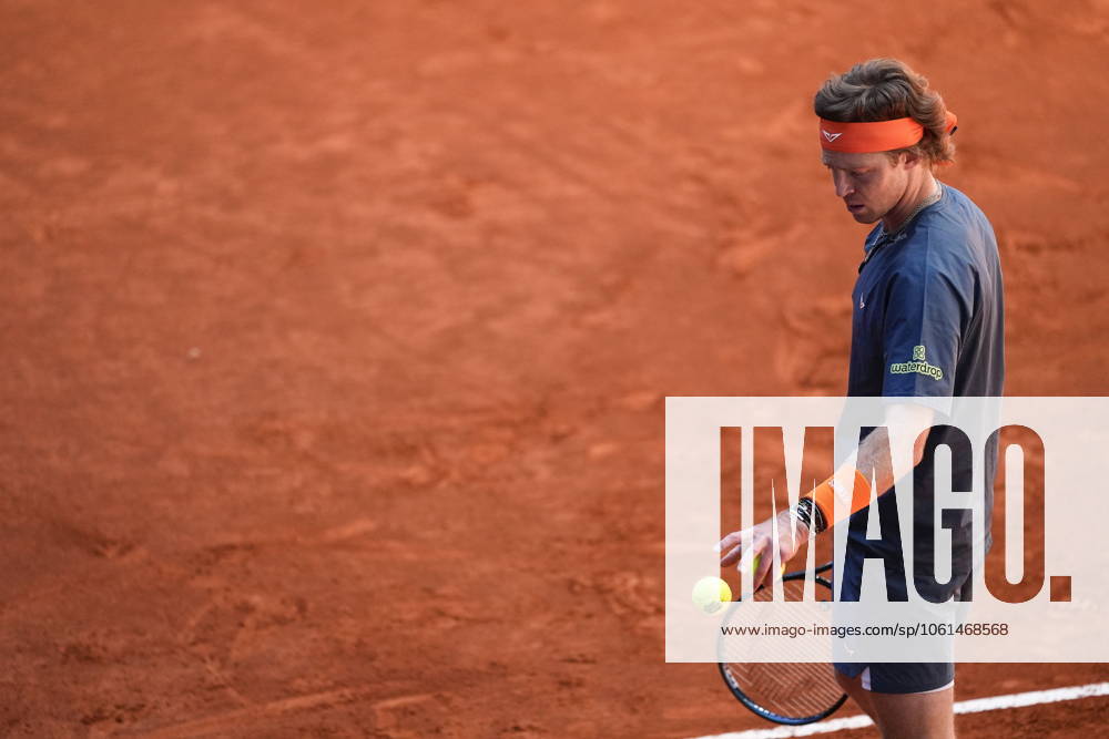 Andrey Rublev of Russia in action against Aleksander Bublik of Kazakhstan during the Mutua Madrid Open 2025, ATP, Tennis Herren Masters 1000 and WTA, Tennis Damen 1000 tennis tournament, celebrated at Caja Magica on April 27, 2025 in Madrid, Spain. Madrid Spain - ZUMAOpen 20250427_zaa_a181_074