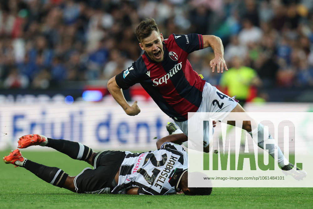 Bilder des Jahres 2025, Sport 04 April Ar Udine 28 04 2025 - campionato di calcio serie A Udinese-Bologna foto Andrea Rigano Image nella foto: Thijs Dallinga-Christian Kabasele