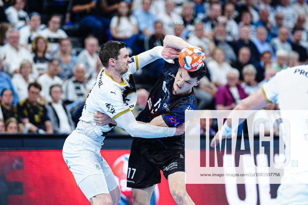 Hendrik Pekeler THW Kiel, 61 , Ihor Turchenko Limoges Handball, 17 GER, THW Kiel vs Limoges Handball, handball, EHF European League, quarter-finals, second leg, 2024 2025 season, 29 04 2025 GER, THW Kiel vs Limoges Handball, handball, EHF European League, quarter-finals, second leg, 2024 2025 season, 29 04 2025 Kiel