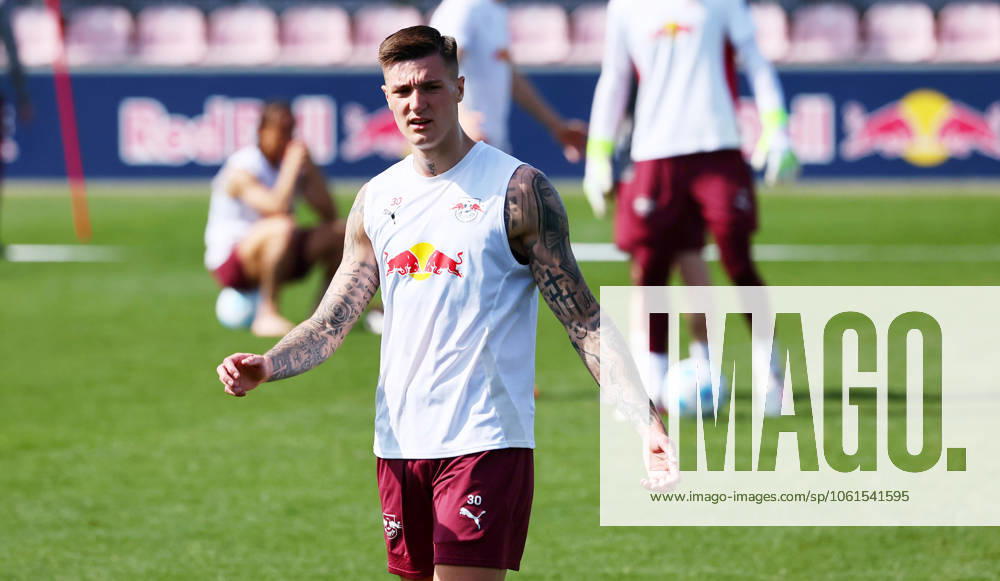 RB Leipzig Training Bundesliga Leipzig, 29 04 2025, RBL Training Center, Fußball Bundesliga , RB LEIPZIG Training , In the picture Benjamin Sesko 30, RB Leipzig , For editorial use only Only editorial use , Picture Point
