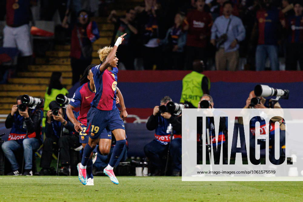 Lamine Yamal seen celebrating after scoring goal during UEFA Champions League game between teams of FC Barcelona, Barca and Internazionale Milano (Maciej Rogowski) Barcelona Estadi Olimpic Lluis Companys Spain