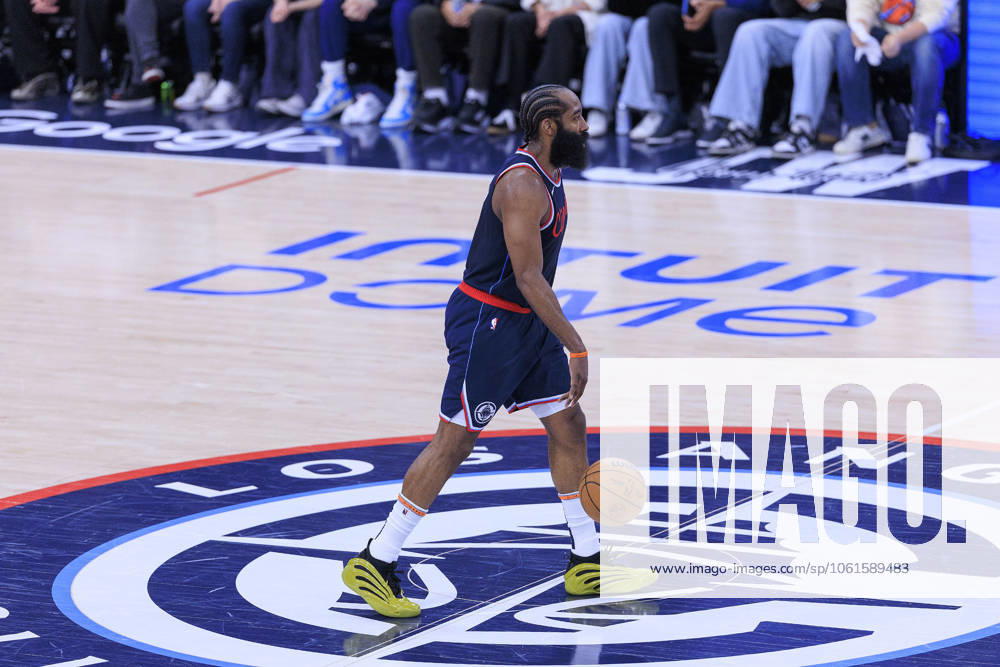 James Harden 1 of the Los Angeles Clippers during Round One Game Six of the 2025 NBA, Basketball Herren, USA Playoffs against the Denver Nuggets on Thursday May 1, 2025 at Intuit Dome Arena in Inglewood, California. Clippers defeat Nuggets, 111-105. JAVIER ROJAS PI Inglewood USA - ZUMAp124 20250501_zaa_p124_115