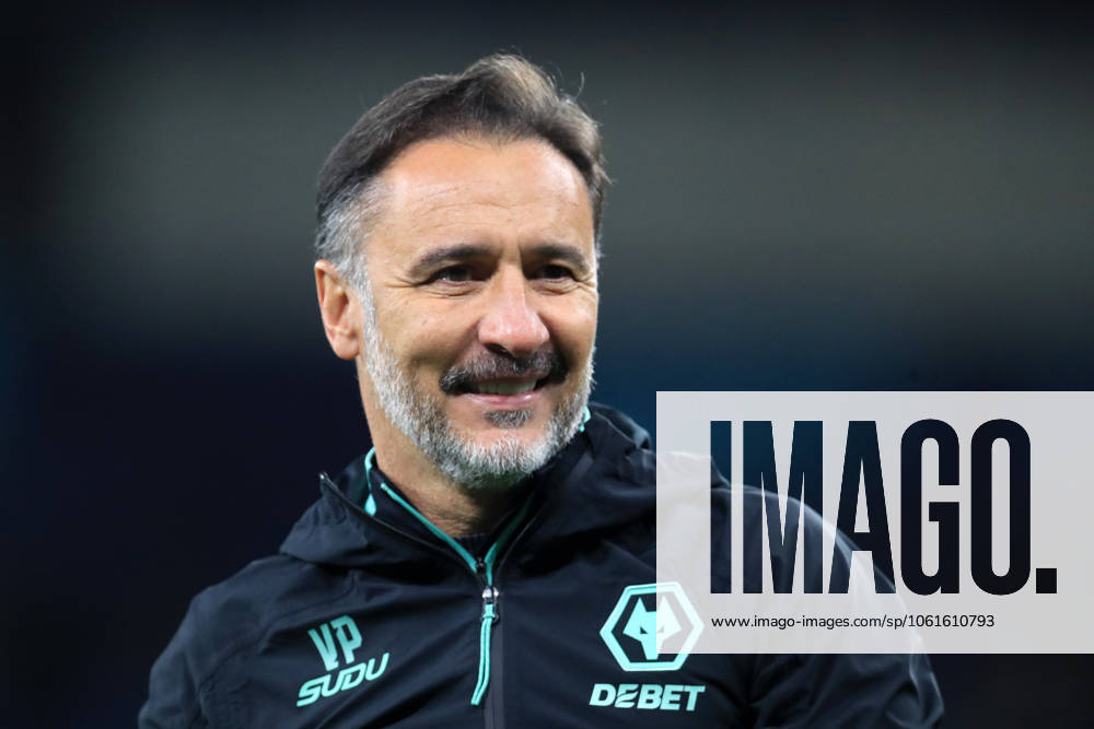 2nd May 2025; Etihad Stadium, Manchester, England; Premier League Football, Manchester City versus Wolverhampton Wanderers; Wolverhampton Wanderers manager Vitor Pereira applauds the visiting supporters last full time ActionPlus12780952 DavidxBlunsden Content restricted for UK based newspaper