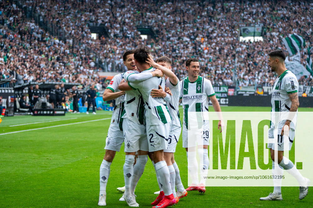 Goal celebration for 1 0 for Borussia Moenchengladbach by Fabia Chiarodia Borussia Moenchengladbach, 02 VfL Borussia Moenchengladbach vs TSG 1899 Hoffenheim, Football, 1 Bundesliga, Matchday 32, Season 2024 2025, 03 05 2025 DFL REGULATES PROHIBIT ANY USE OF PHOTOGRAPHS AS IMAGE SEQUENCES AND OR QUASI VIDEO VfL Borussia Moenchengladbach vs TSG 1899 Hoffenheim, Football, 1 Bundesliga, Matchday 32, Season 2024 2025, 03 05 2025 Moenchengladbach