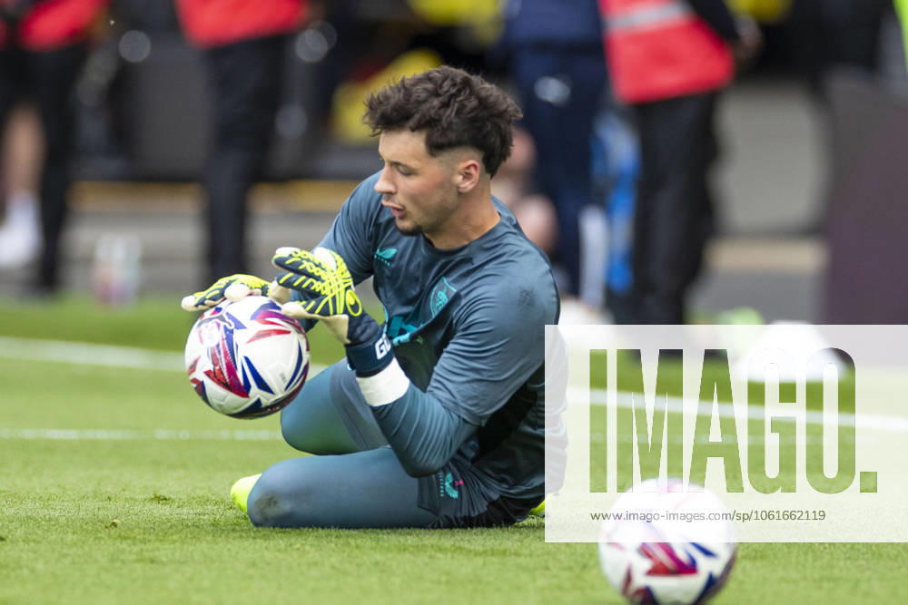 Burnley FC v Millwall FC - Sky Bet Championship James Trafford 1 (GK) of Burnley FC participates in the pre-match warm-up during the Sky Bet Championship match between Burnley and Millwall at Turf Moor in Burnley, England, on May 3, 2025. Burnley Lancashire