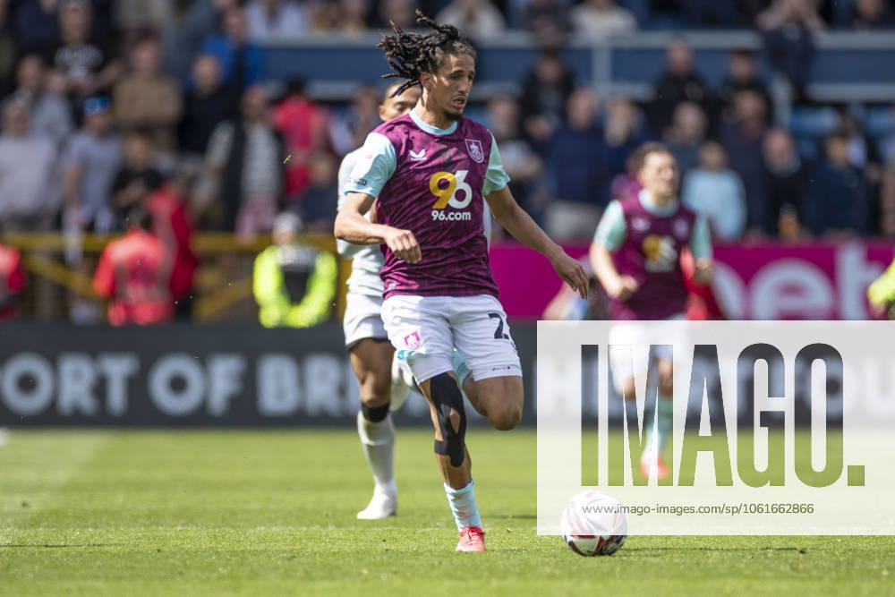 Burnley FC v Millwall FC - Sky Bet Championship Hannibal Mejbri, number 28 of Burnley FC, is in action during the Sky Bet Championship match between Burnley and Millwall at Turf Moor in Burnley, England, on May 3, 2025. Burnley Lancashire
