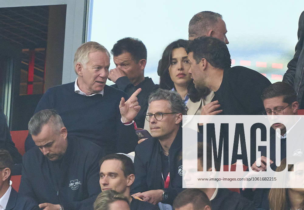 TV presenter Johannes B. Kerner with wife Alina Schiess Michael BALLACK, Ex Fussball Profi, Kapitaen DFB Nationalmannschaft in the match RB LEIPZIG - FC BAYERN MÜNCHEN 3-3 on May 3, 2025 in Leipzig, Germany. Season 2024 2025, 1.Bundesliga, FCB, RBL, matchday 32, 32.Spieltag