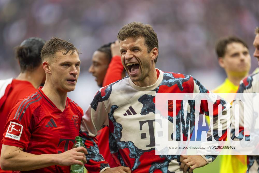 Soccer 1 Bundesliga 2024 2025, Matchday 32, RB Leipzig FC Bayern Munich, in the Red Bull Arena Leipzig, the Bayern players after the match, Joshua Kimmich FC Bayern Munich with Thomas Müller FC Bayern Munich