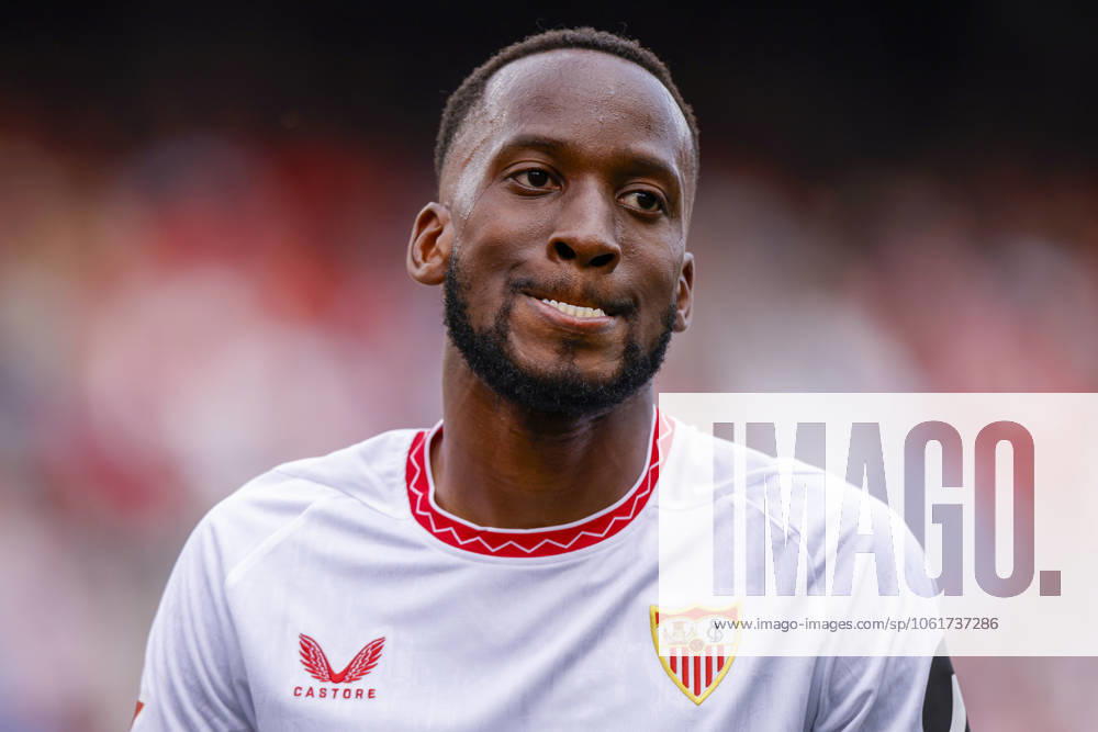Sevilla FC v CD Leganes - La Liga EA Sports Dodi Lukebakio of Sevilla FC reacts to a missed opportunity during the La Liga EA Sports match between Sevilla FC and CD Leganes at Sanchez Pizjuan in Seville, Spain, on May 4, 2025. Seville Spain