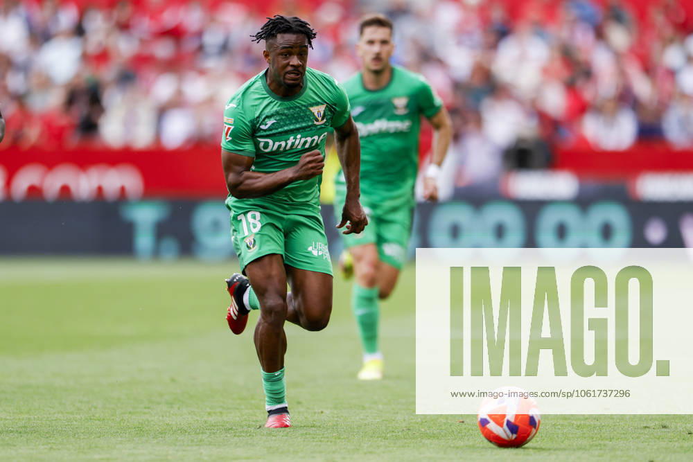 Sevilla FC v CD Leganes - La Liga EA Sports Luis Lopes of CD Leganes runs with the ball during the La Liga EA Sports match between Sevilla FC and CD Leganes at Sanchez Pizjuan in Seville, Spain, on May 4, 2025. Seville Spain