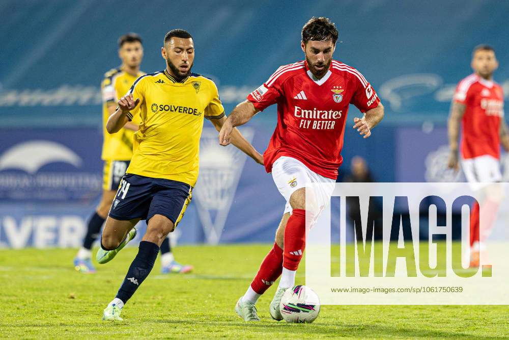 Estoril Praia SAD Vs SL Benfica in Cascais, Portugal - 03 May 2025 Orkun Kokcu of SL Benfica and Yanis Begraoui of Estoril Praia SAD seen in action during the Liga Portugal Betclic match between Estoril Praia SAD and SL Benfica at Estadio Antonio Coimbra da Mota. (Final score: Estoril Praia SAD 1 - 2 SL Benfica). Cascais Portugal