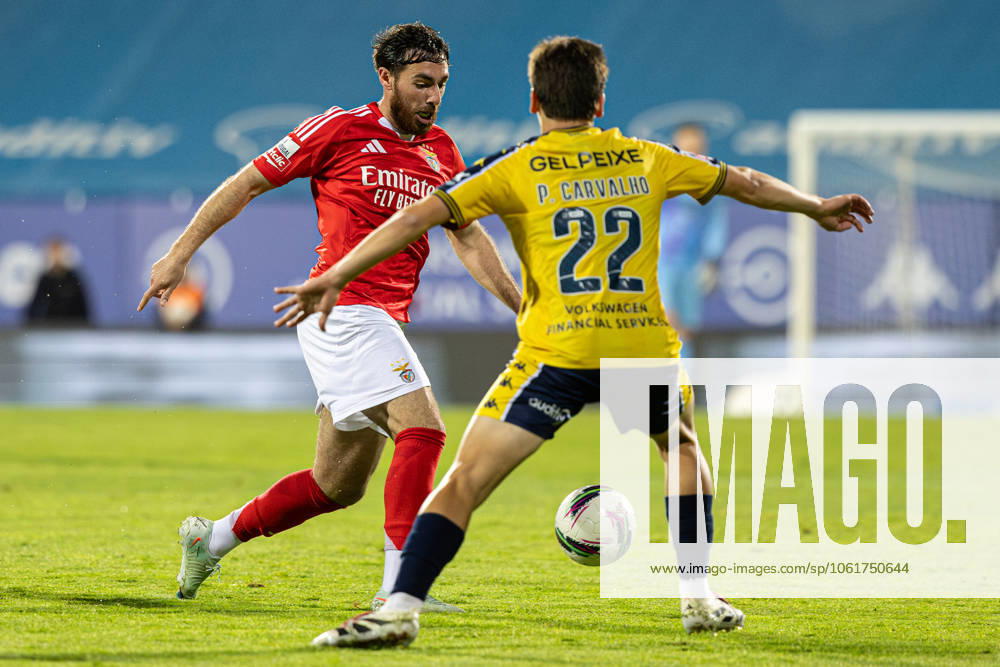 Estoril Praia SAD Vs SL Benfica in Cascais, Portugal - 03 May 2025 Orkun Kokcu of SL Benfica seen in action during the Liga Portugal Betclic match between Estoril Praia SAD and SL Benfica at Estadio Antonio Coimbra da Mota. (Final score: Estoril Praia SAD 1 - 2 SL Benfica). Cascais Portugal