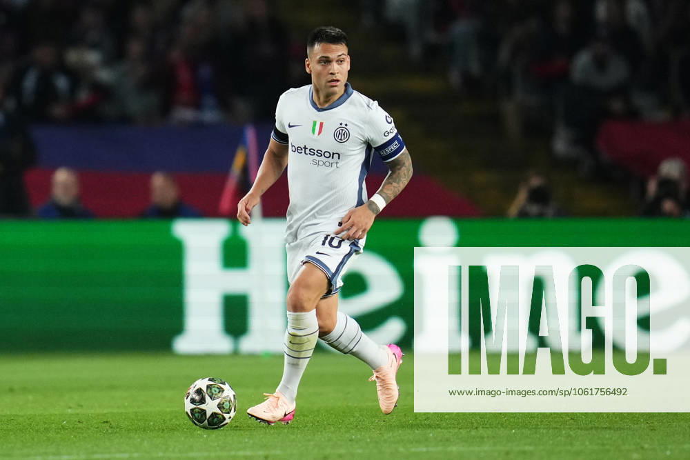 ESP: FC Barcelona, Barca Inter de Milan. UEFA Champions League match. Semi-Finals, firs leg Lautaro Martinez of Inter Milan during the UEFA Champions League match, Semi-Finals, firs leg, between FC Barcelona and Inter de Milan played at Lluis Companys Stadium on April 30 2025 in Barcelona Spain. kpng