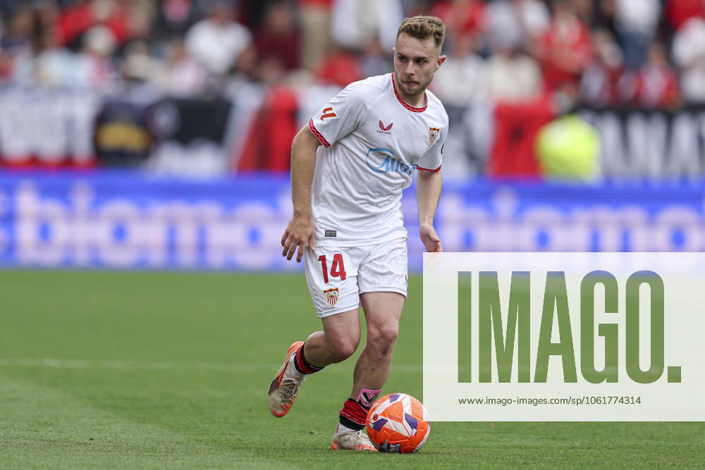 ESP: Sevilla FC-CD Leganes. La Liga EA Sports. Date 34. Gerard Fernandez Peque of Sevilla FC during the La Liga EA Sports match between Sevilla FC and CD Leganes played at Ramon Sanchez Pizjuan Stadium on May 04, 2025 in Sevilla, Spain. kpng