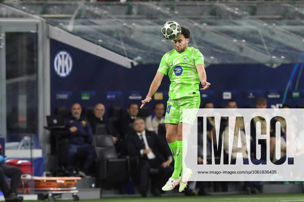 Italy: FC Inter vs FC Barcelona, Barca UEFA Champions League 2024 2025, SF 2nd Leg Italy, Milan, 2025 05 06: Eric Garcia (Barcelona) head shot in center field in the first half during soccer game FC Inter vs FC Barcelona, UCL 2024-2025, SemiFinal 2nd Leg at San Siro Stadium Italy, Milan, 2025 05 06: FC Inter vs FC Barcelona, Uefa Champions League 2024 2025, SemiFinal 2nd Leg, disputed at San Siro stadium. Milan Italy