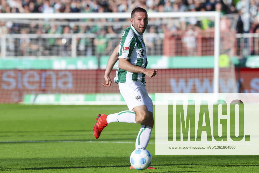 Rico Preissinger SC Preussen Muenster controls the ball, 2 Bundesliga, Preußen Münster vs Hertha BSC, Preußenstadion, May 9, 2025 in Münster, Germany Photo by Marco Steinbrenner DeFodi Images Rico Preissinger SC Preussen Muenster controls the ball, 2 Bundesliga, Preußen Münster vs Hertha BSC, Preußenstadion, May 9, 2025 in Münster, Germany Photo by Marco Steinbrenner DeFodi Images DFB DFL REGULATIONS PROHIBIT ANY USE OF PHOTOGRAPHS AS IMAGE SEQUENCES AND OR QUASI VIDEO