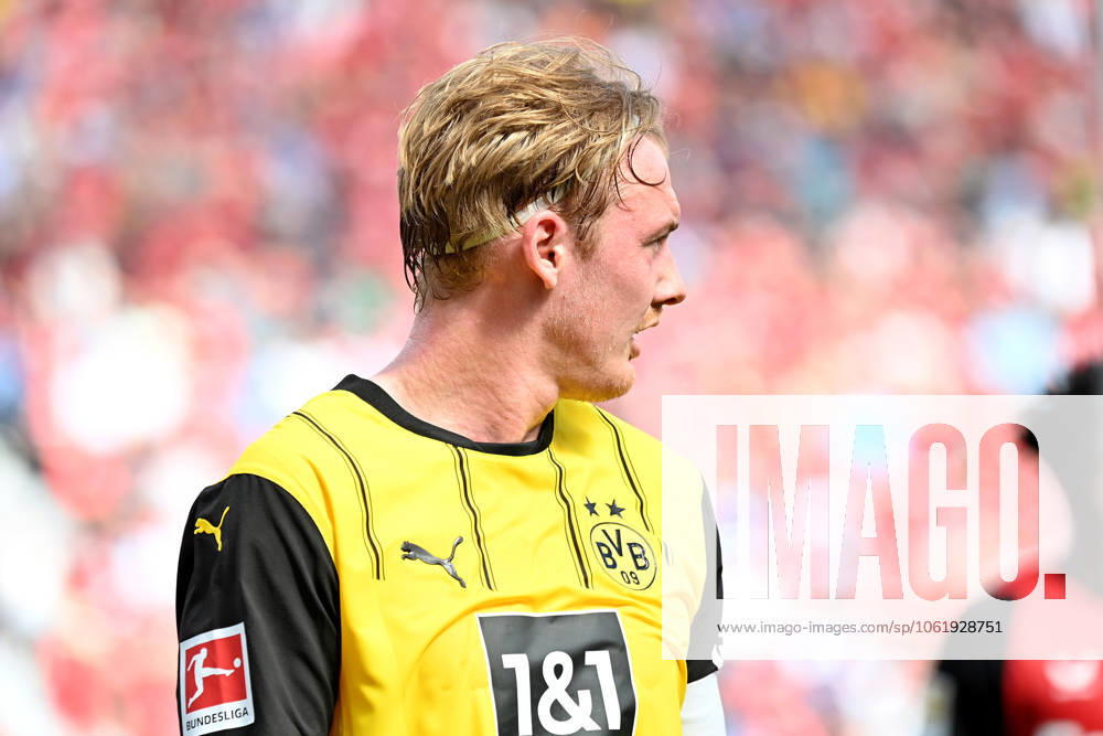 Soccer 1 Bundesliga, Bayer 04 Leverkusen Borussia Dortmund v l Julian Brandt Borussia Dortmund Leverkusen