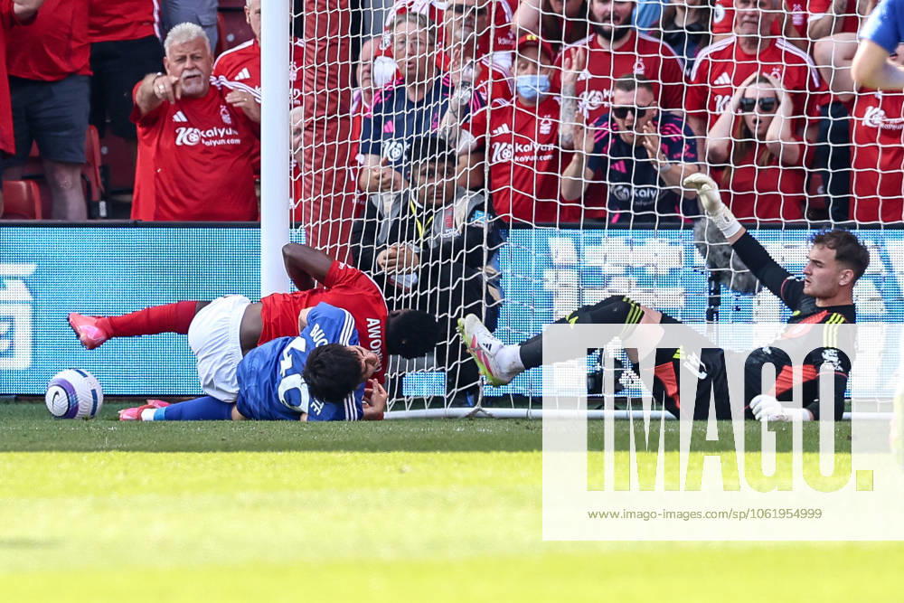 Nottingham Forest FC v Leicester City FC Taiwo Awoniyi of Nottingham Forest collides with the goalposts during the Nottingham Forest FC v Leicester City FC English Premier League match at the City Ground, Nottingham, England, United Kingdom on 11 May 2025 Credit: Ryan Crockett Every Second Media Editorial use only. All images are copyright Every Second Media Limited. No images may be reproduced without prior permission. All rights reserved. Premier League and Football League images are subject to licensing agreements with Football DataCo Limited. see https: www.football-dataco.com