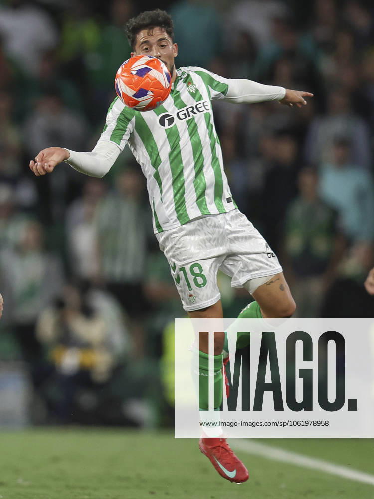 Real Betis-CA Osasuna. La Liga EA Sports match. Date 35 Pablo Fornals of Real Betis during the La Liga EA Sports match between Real Betis v CA Osasuna played at Benito Villamarin Stadium on 11 May 2025 in Barcelona, Spain. kpng