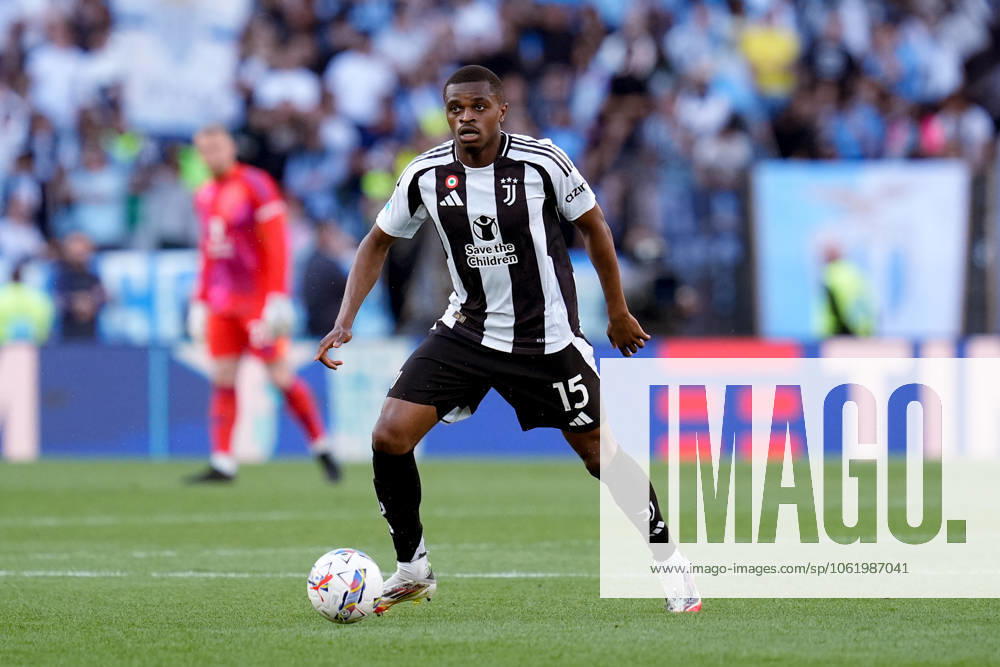 SS Lazio v Juventus FC - Serie A Enilive Pierre Kalulu of Juventus FC during the Serie A Enilive match between SS Lazio and Juventus FC at Stadio Olimpico on May 10, 2025 in Rome, Italy. Rome Stadio Olimpico Lazio Italy