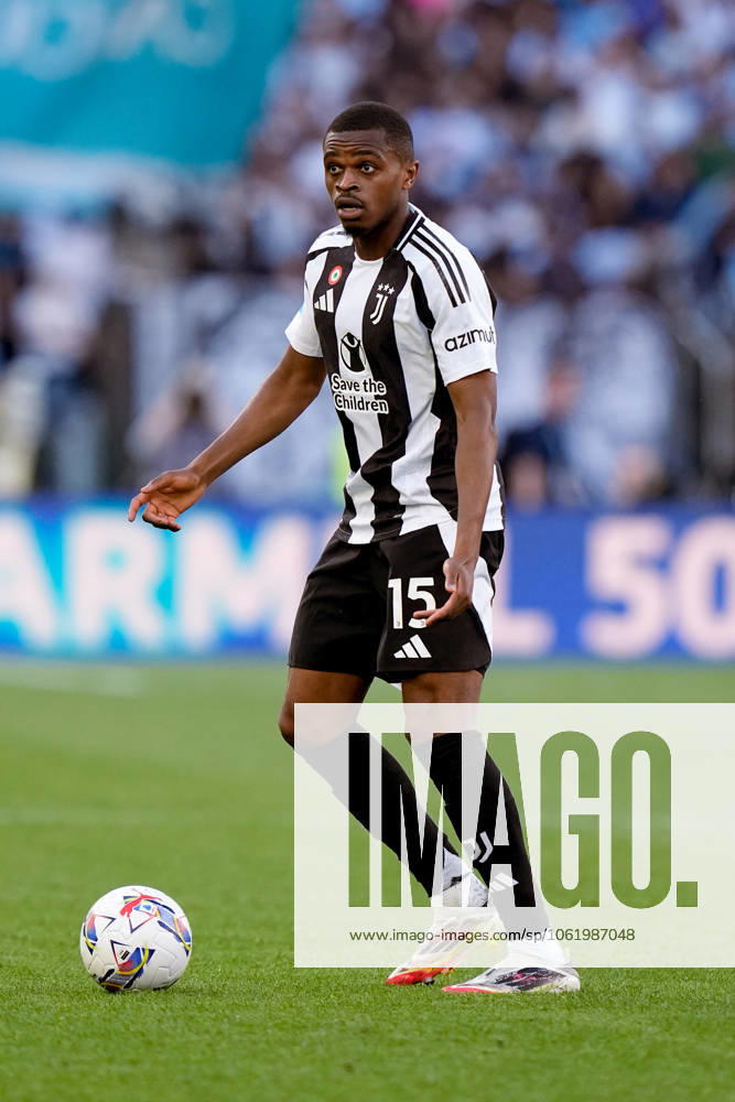 SS Lazio v Juventus FC - Serie A Enilive Pierre Kalulu of Juventus FC during the Serie A Enilive match between SS Lazio and Juventus FC at Stadio Olimpico on May 10, 2025 in Rome, Italy. Rome Stadio Olimpico Lazio Italy