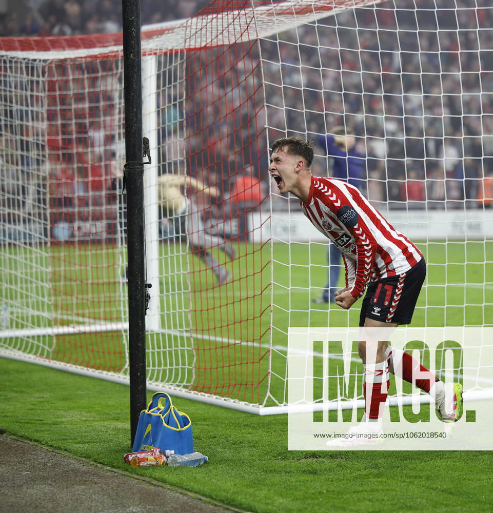 13th May 2025; Stadium of Light, Sunderland, England; EFL Championship Play Off Second Leg Football, Sunderland versus Coventry City; Chris Rigg of Sunderland celebrates at full time ActionPlus12787682 CraigxCowan