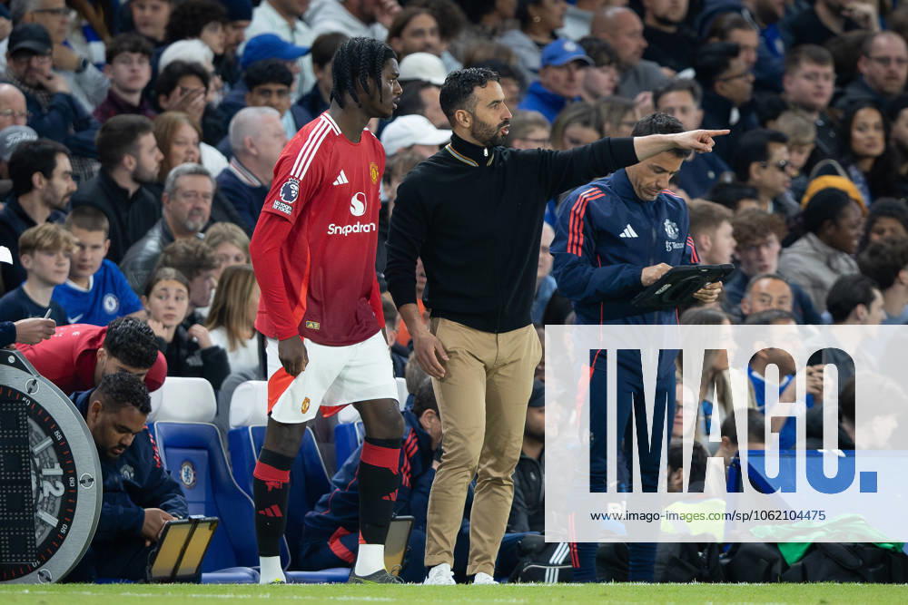 16th May 2025; Stamford Bridge, Chelsea, London, England: Premier League Football, Chelsea versus Manchester United, ManU Manchester United manager Ruben Amorim gives instructions to oncoming substitute Kobbie Mainoo of Manchester United ActionPlus12788951 IanxStephen Content restricted for UK based newspaper