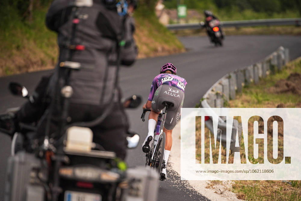 Plapp Lucas of Team Jayco Alula during the stage 8 of the Giro dÕItalia from Giulianova to Castelraimondo, Italy - Saturday, May 17, 2025. - cycling.