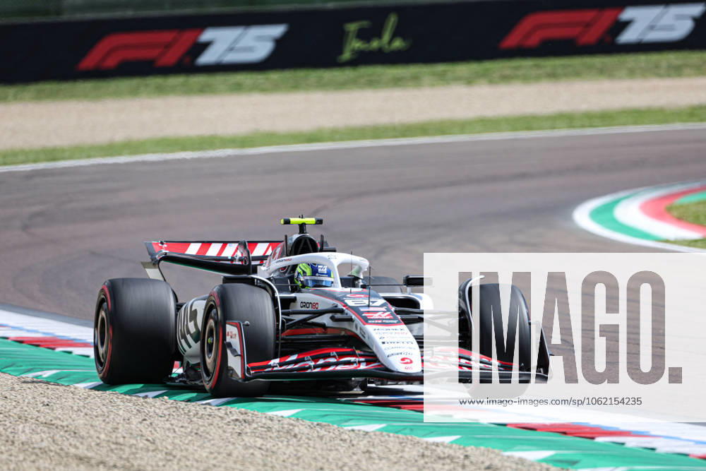 MOTORI - Formula 1 - AWS Gran Premio del Made in Italy e dell Emilia Romagna 2025 - Practice 3 and Qualifying Oliver Bearman (GBR) - Haas F1 Team during Formula 1 AWS Gran Premio del Made in Italy e dell Emilia Romagna 2025 - Autodromo Enzo e Dino Ferrari, Imola (BO) Italy from 15th to 18th May 2025, Imola Italy