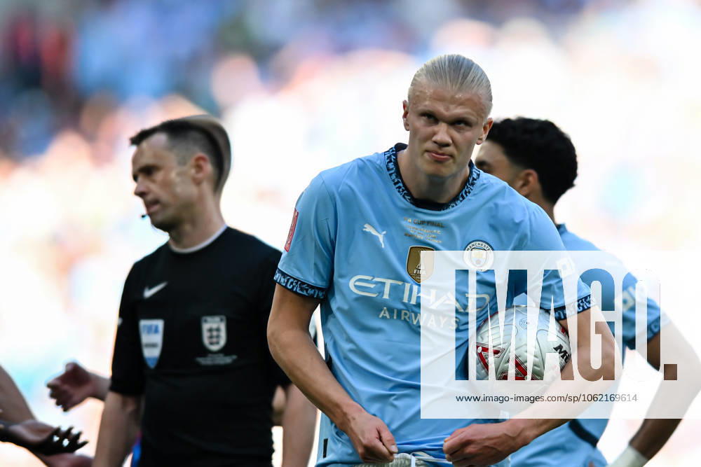 Crystal Palace v Manchester City - Emirates FA Cup Final Erling Haaland (9 Manchester City) holds the match ball during the Emirates FA Cup Final between Crystal Palace and Manchester City at Wembley Stadium in London, England, on May 17, 2025. London Greater London United Kingdom