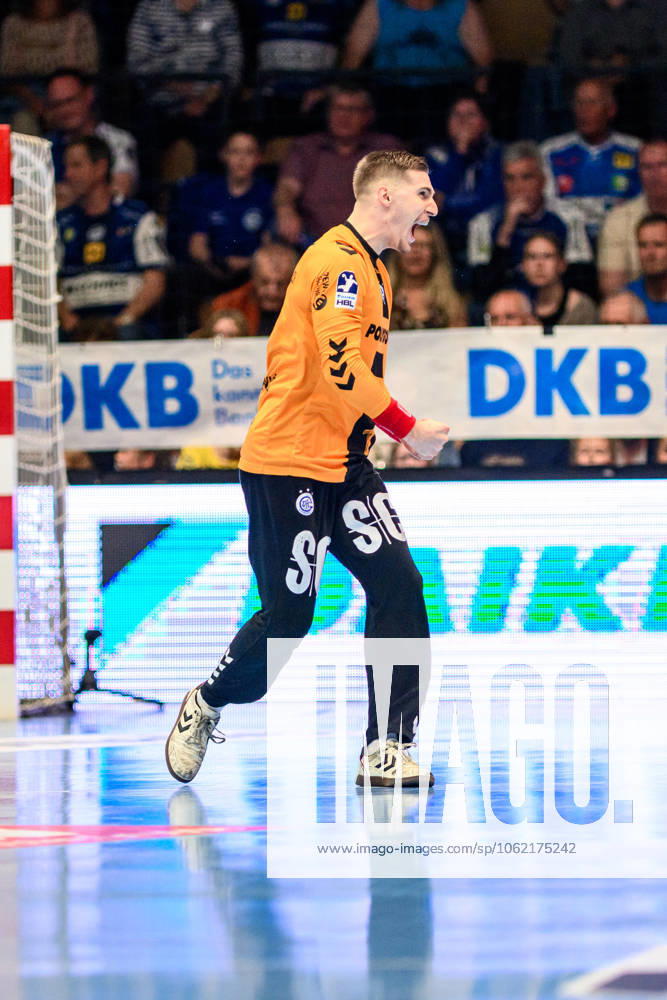 Dominik Kuzmanovic TW, VfL Gummersbach, 1 GER, Thuringia, ThSV Eisenach v VfL Gummersbach, Handball, Daikin 1 Handballbundesliga, Matchday 30, Season 2024 2025, Sunday, 18 05 2025, 16 30 GER, Thuringia, ThSV Eisenach v VfL Gummersbach, Handball, Daikin 1 Handballbundesliga, Matchday 30, Season 2024 2025, Sunday, 18 05 2025, 16 30 Eisenach