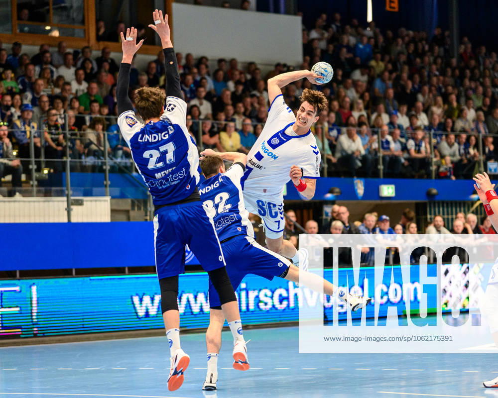 Philipp Meyer ThSV Eisenach, 27 , Julian Koester Rueckraum Links, VfL Gummersbach, 7 , Ivan Snajder ThSV Eisenach, 82 GER, Thuringia, ThSV Eisenach vs VfL Gummersbach, Handball, Daikin 1 Handballbundesliga, 30 Matchday, Season 2024 2025, Sunday, 18 05 2025, 16 30 GER, Thuringia, ThSV Eisenach v VfL Gummersbach, Handball, Daikin 1 Handball Bundesliga, Matchday 30, Season 2024 2025, Sunday, 18 05 2025, 16 30 Eisenach