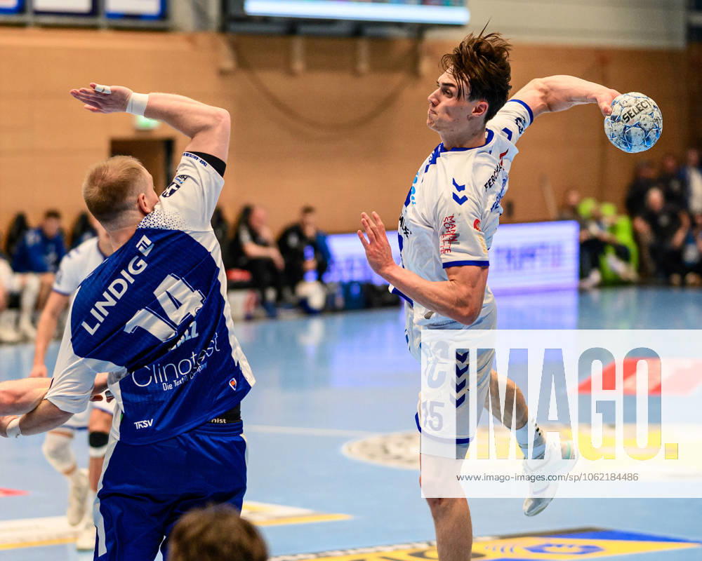 Miro Schluroff Rueckraum Links, VfL Gummersbach, 15 , Peter Walz ThSV Eisenach, 14 GER, Thuringia, ThSV Eisenach vs VfL Gummersbach, Handball, Daikin 1 Handballbundesliga, Matchday 30, Season 2024 2025, Sunday, 18 05 2025, 16 30 GER, Thuringia, ThSV Eisenach v VfL Gummersbach, Handball, Daikin 1 Handball Bundesliga, Matchday 30, 2024 2025 season, Sunday, 18 05 2025, 16 30 Eisenach