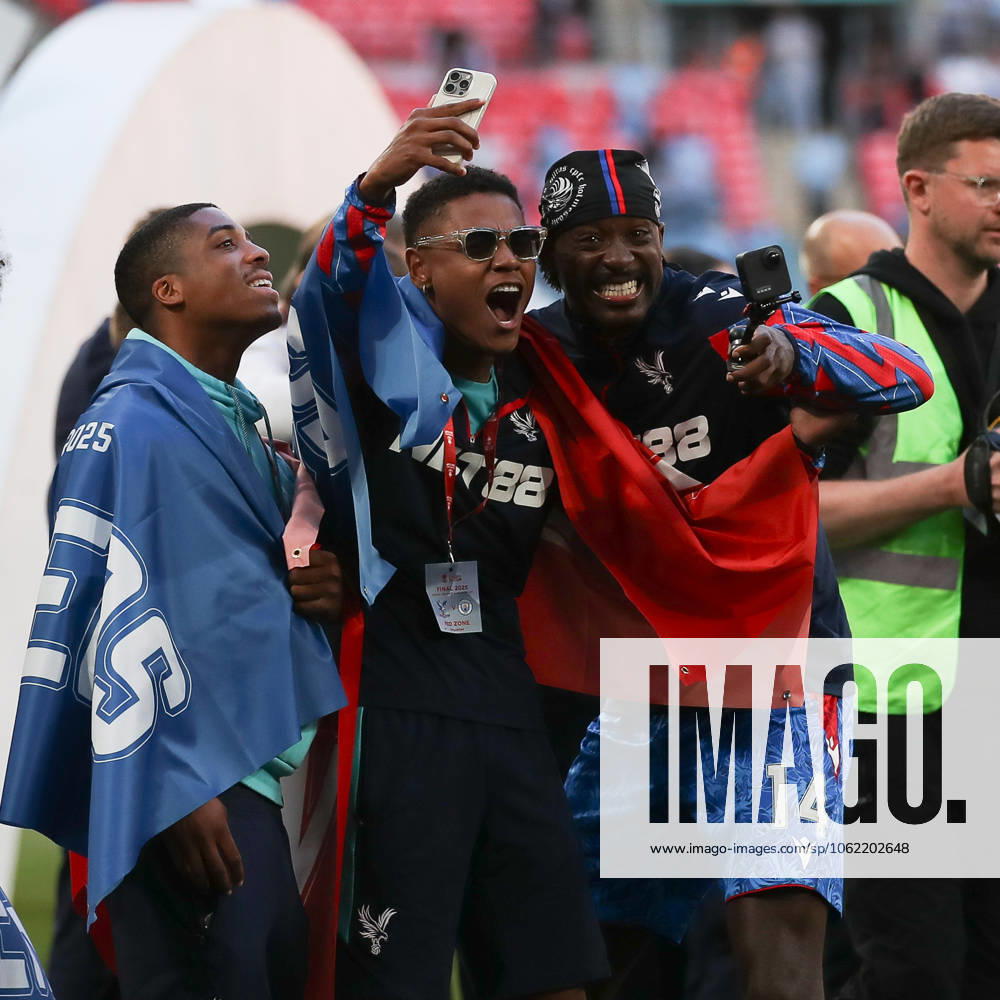 Jean-Philippe Mateta of Crystal Palace celebrates at full time during the FA Cup Final match between Crystal Palace and Manchester City at Wembley Stadium, London, England on 17 May 2025.