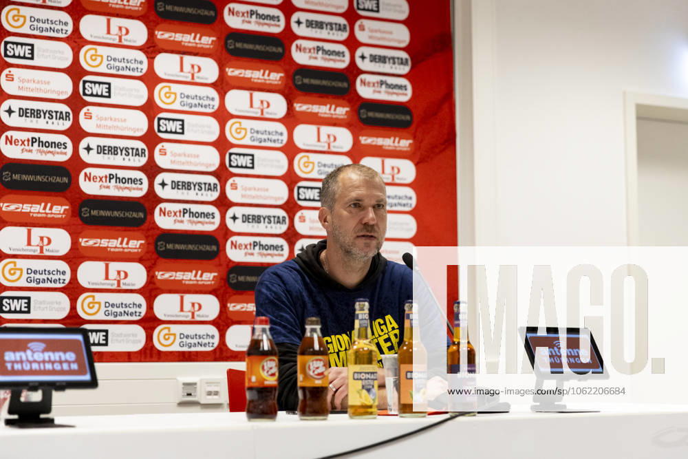 Regionalliga Nordost FC Rot Weiß Erfurt vs 1 FC Lok Leipzig Erfurt 18 05 2025 Jochen Seitz Coach, 1 FC Lokomotive Leipzig Regionalliga Nordost FC Rot Weiß Erfurt vs 1 FC Lok Leipzig Steigerwaldstadion Erfurt 18 05 2025