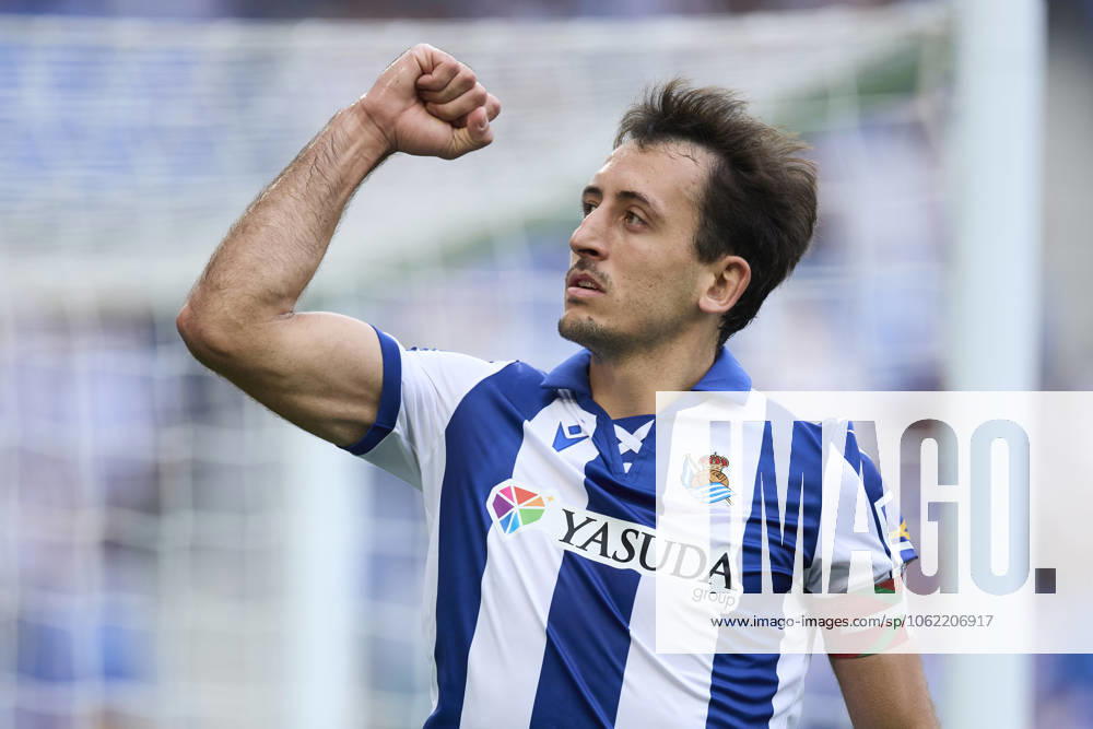 Real Sociead v Girona FC - LaLiga EA Sports Mikel Oyarzabal of Real Sociedad celebrates after scoring goal during the LaLiga EA Sports match between Real Sociedad and Girona FC at Reale Arena on May 18, 2025, in San Sebastian, Spain. San Sebastian Reale Arena Basque Country Spain RL_RSOvGFC_000017