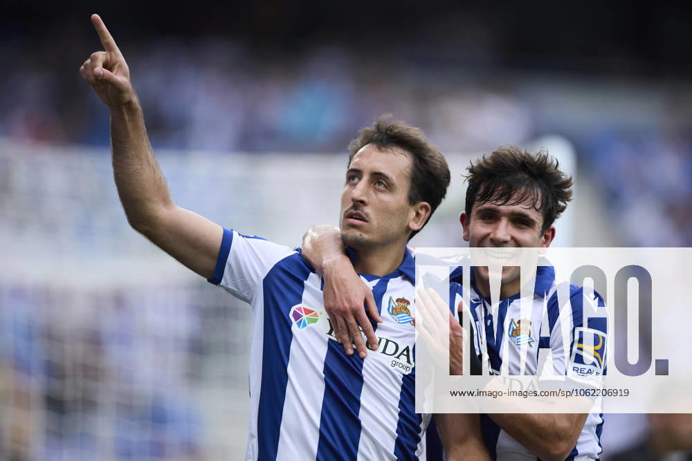 Real Sociead v Girona FC - LaLiga EA Sports Mikel Oyarzabal of Real Sociedad celebrates after scoring goal during the LaLiga EA Sports match between Real Sociedad and Girona FC at Reale Arena on May 18, 2025, in San Sebastian, Spain. San Sebastian Reale Arena Basque Country Spain RL_RSOvGFC_000019