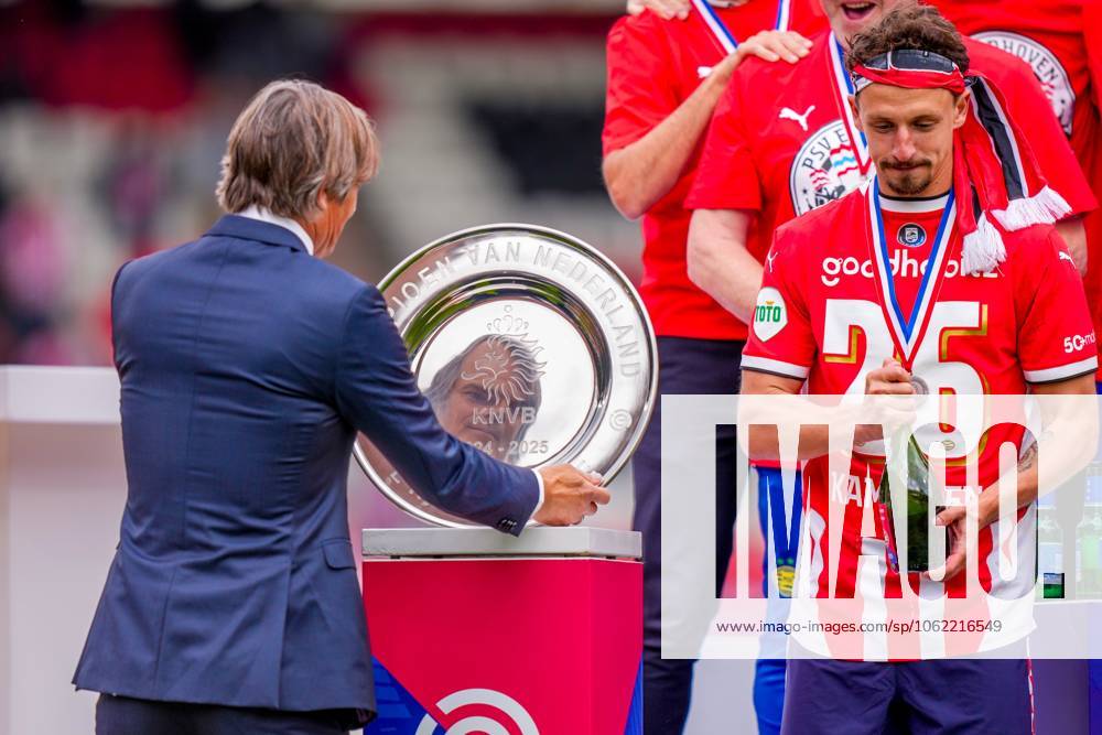 , Stadium ˜Het Kasteel , Season 2024 2025 , Football , Eredivisie . Match between Sparta and PSV . Philip Cocu Sparta - PSV x29348038x