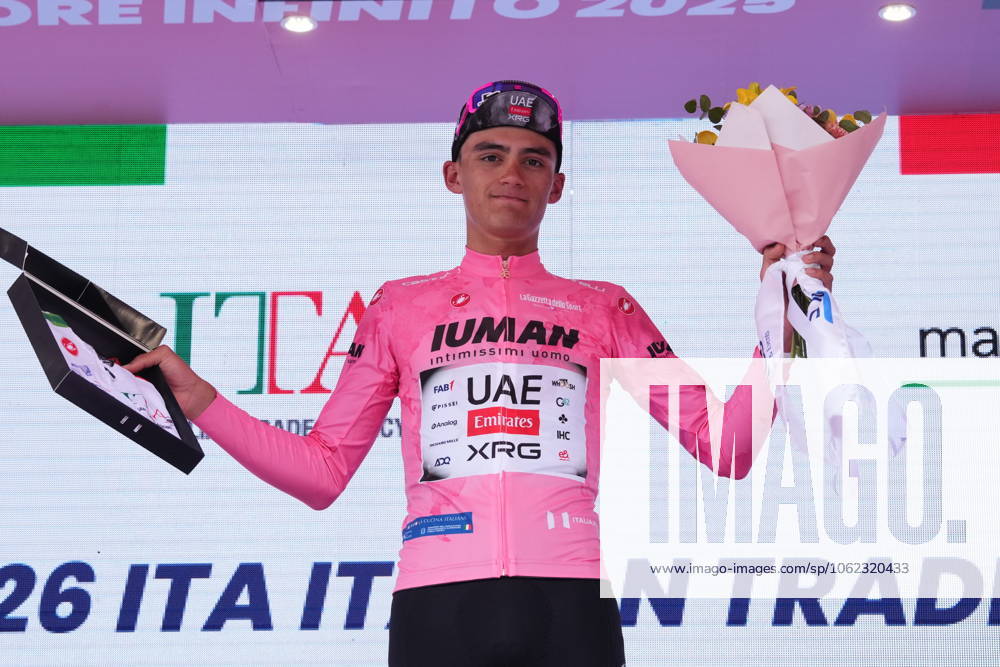 Del Toro Romero Isaac of Uae Team Emirates Xrg pink jersey on the podium during the stage 13 of the Giro dItalia from Rovigo to Vicenza, Italy - Friday, May 23, 2025. - cycling.