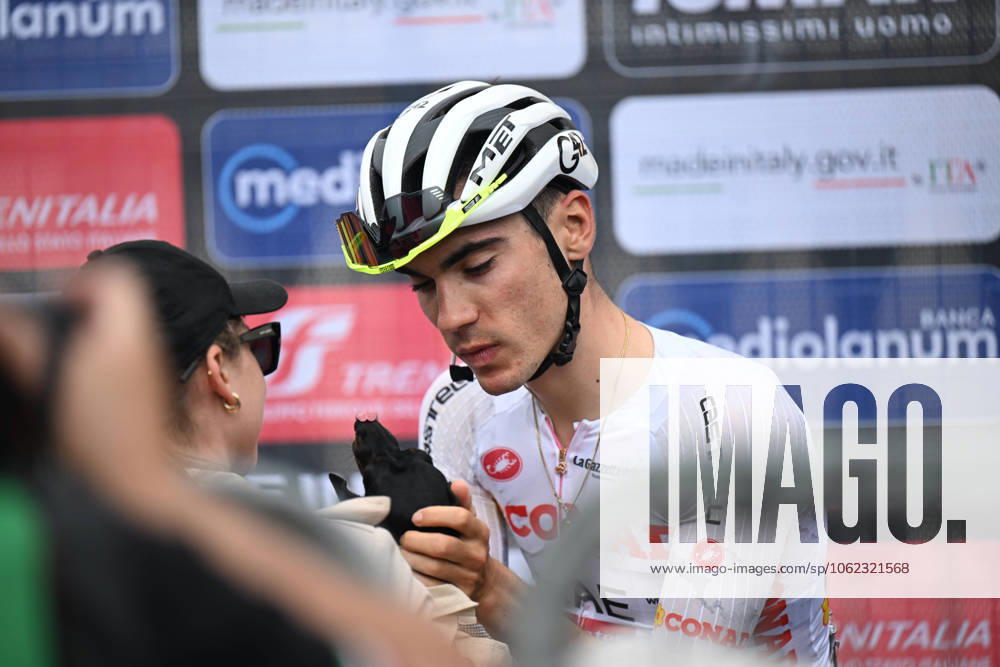 Giro D italia; Tappa 13 Rovigo - Vicenza; 2025, Uae Team Emirates - Xrg; Ayuso Pesquera, Juan; Vicenza - Monte Berico;